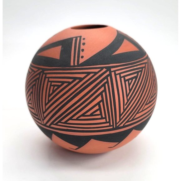 Native American Round Vase Acona Laguna Corn Terra Cotta and Black Pottery DH604 - Picture 3 of 8